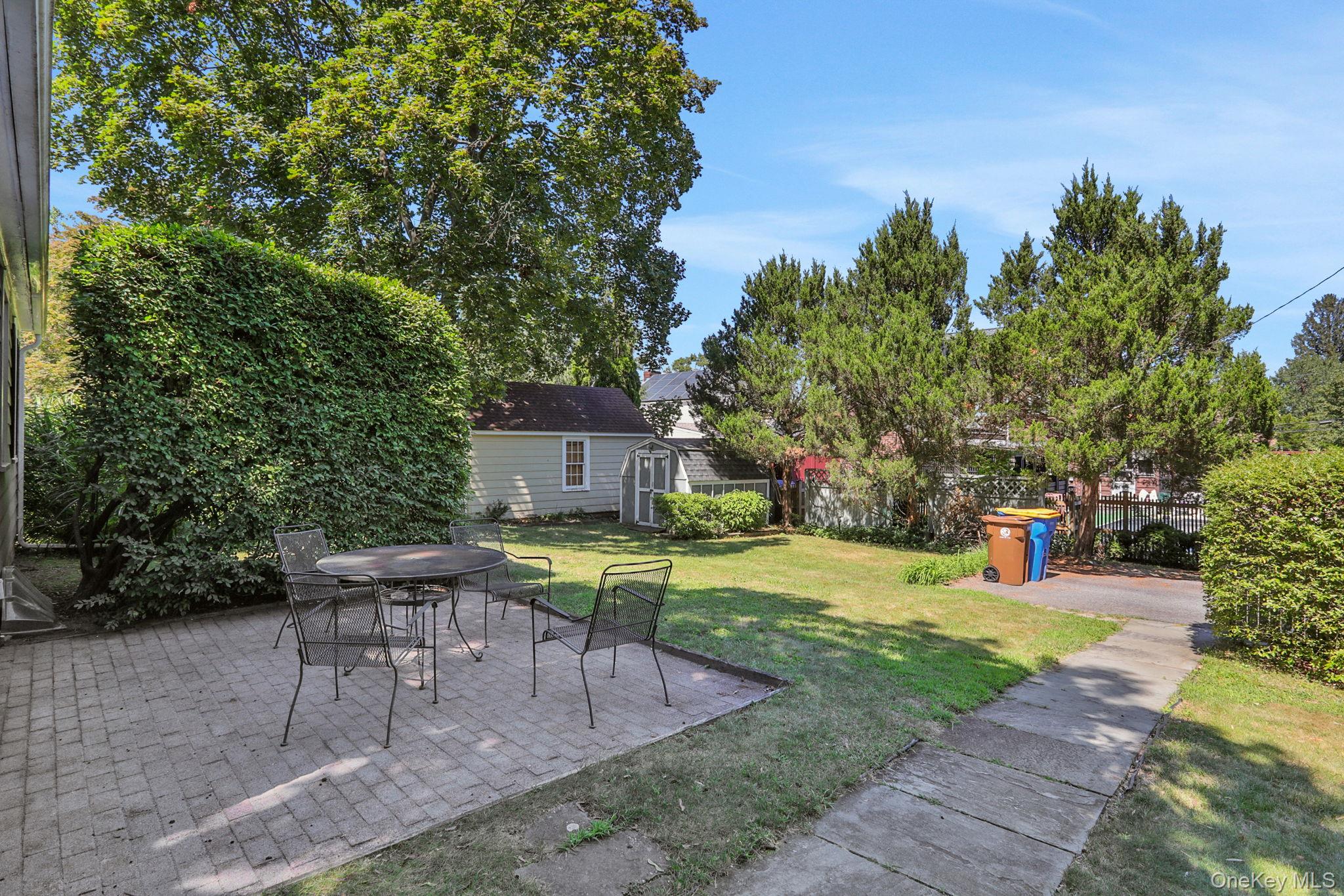 94 Roosevelt Avenue, Kingston, NY 12401