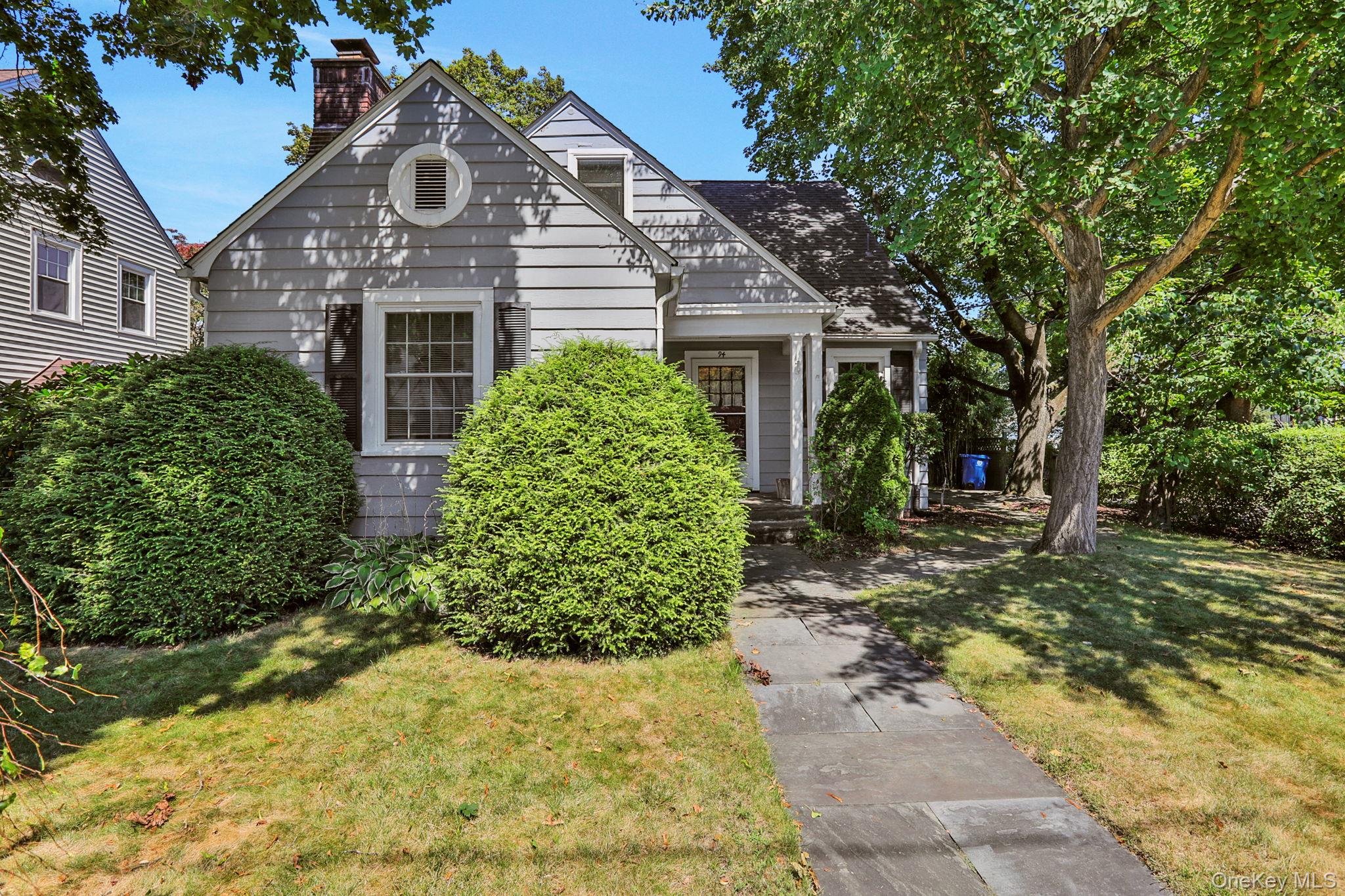 94 Roosevelt Avenue, Kingston, NY 12401