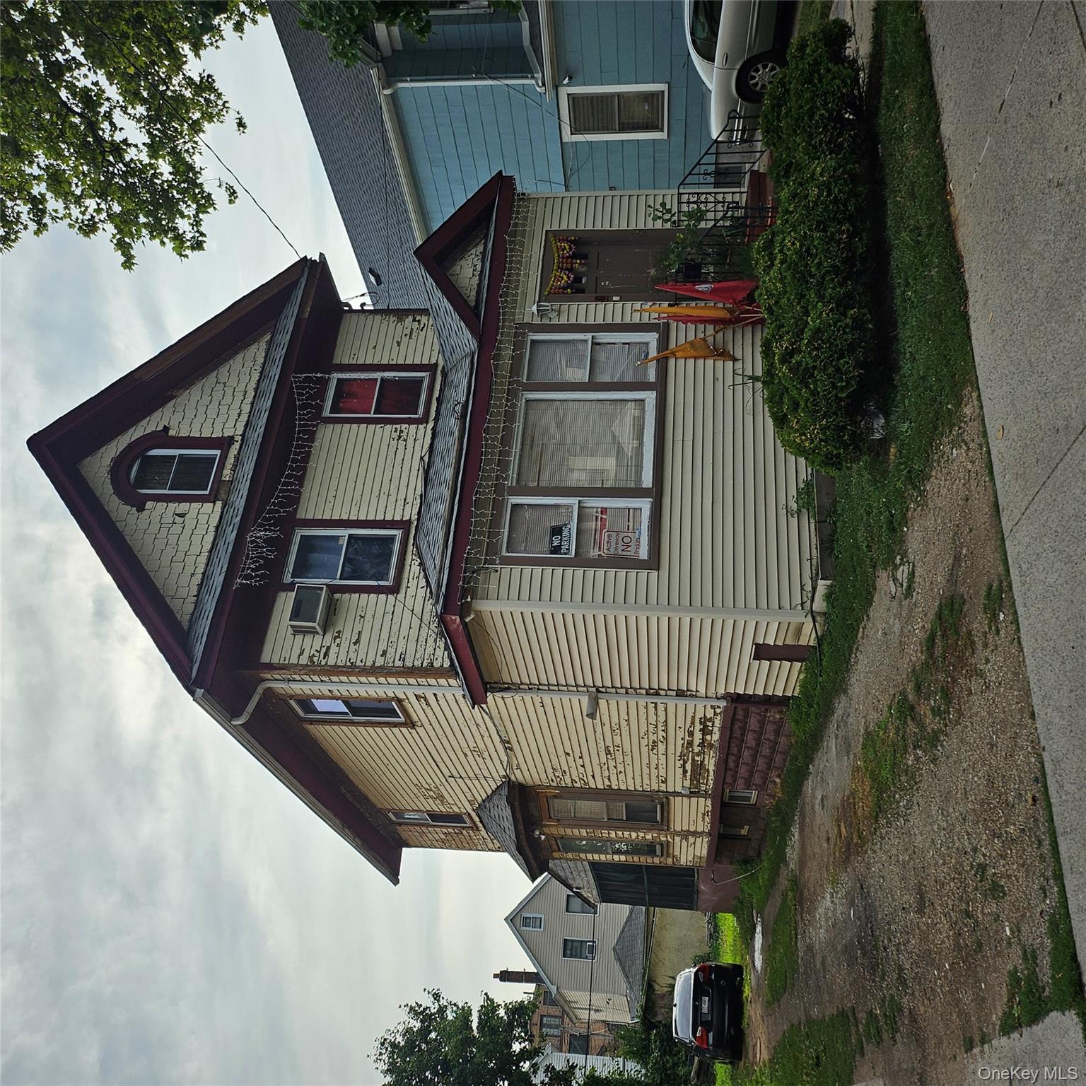 10326 118th Street, Richmond Hill, NY 11419