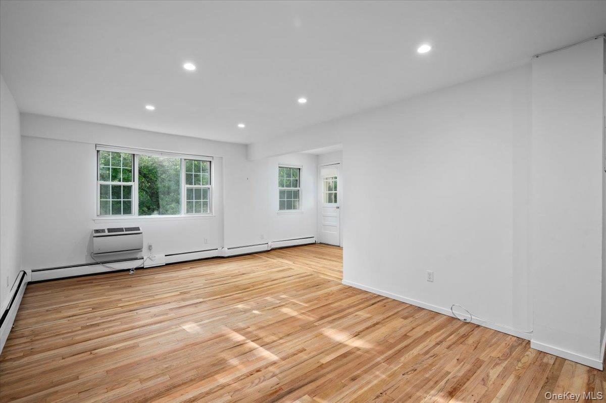 445 Broadway # 2R, Hastings-on-Hudson, NY 10706