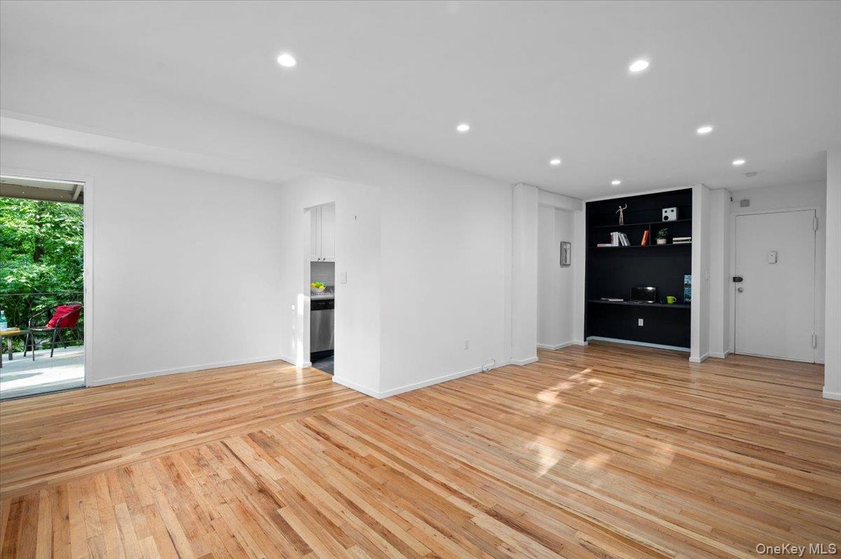 445 Broadway # 2R, Hastings-on-Hudson, NY 10706