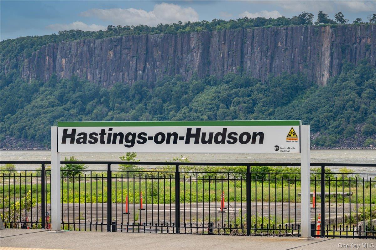 445 Broadway # 2R, Hastings-on-Hudson, NY 10706