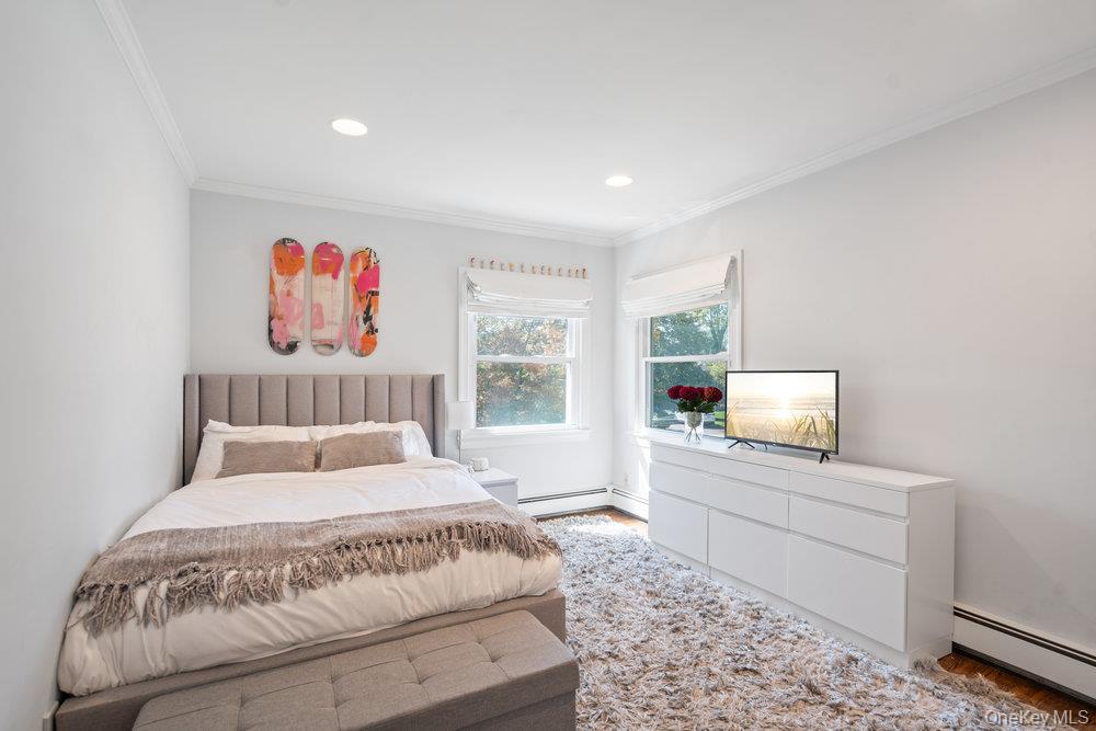 2 Flower Lane, Jericho, NY 11753