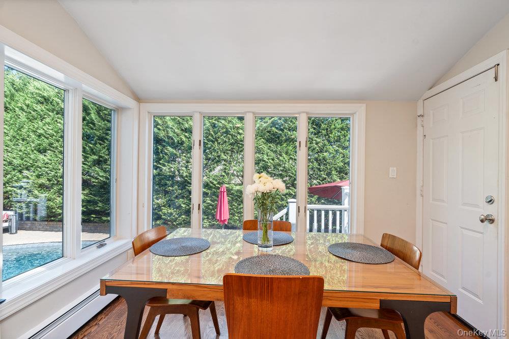 2 Flower Lane, Jericho, NY 11753