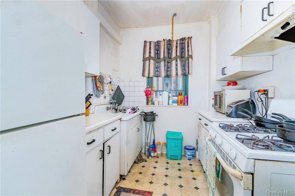 1501 Metropolitan Avenue # 6C, Bronx, NY 10462