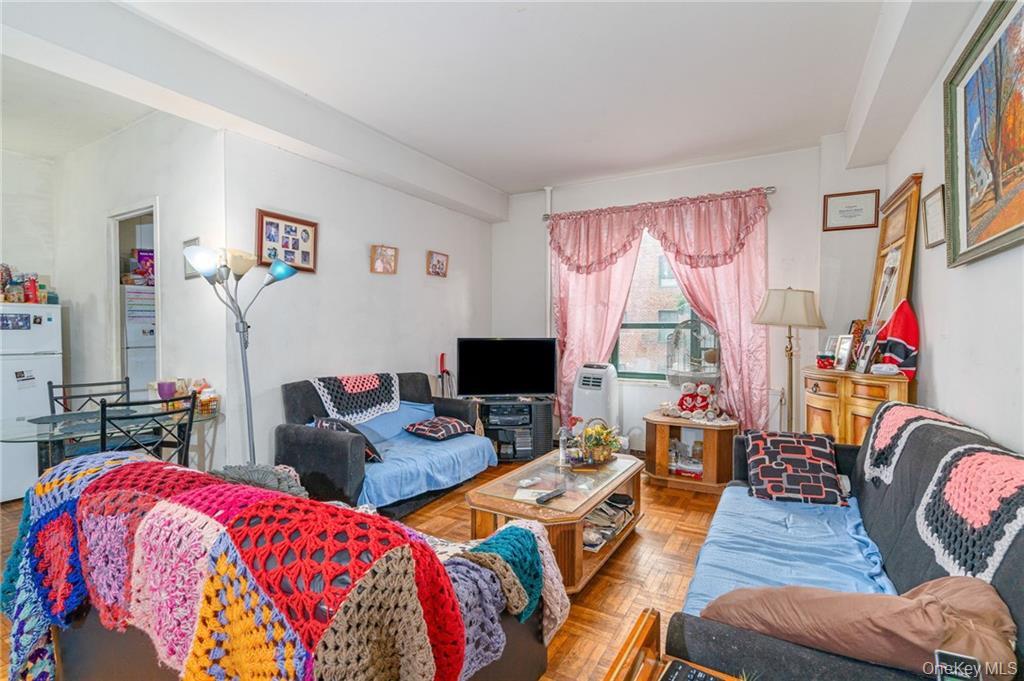 1501 Metropolitan Avenue # 6C, Bronx, NY 10462