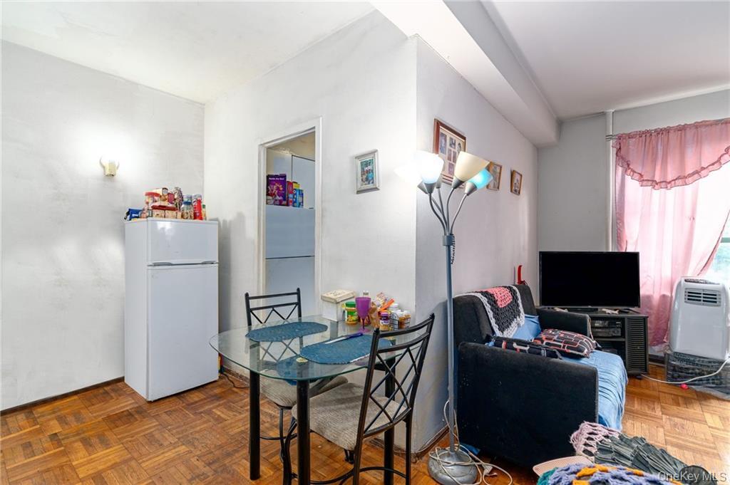 1501 Metropolitan Avenue # 6C, Bronx, NY 10462