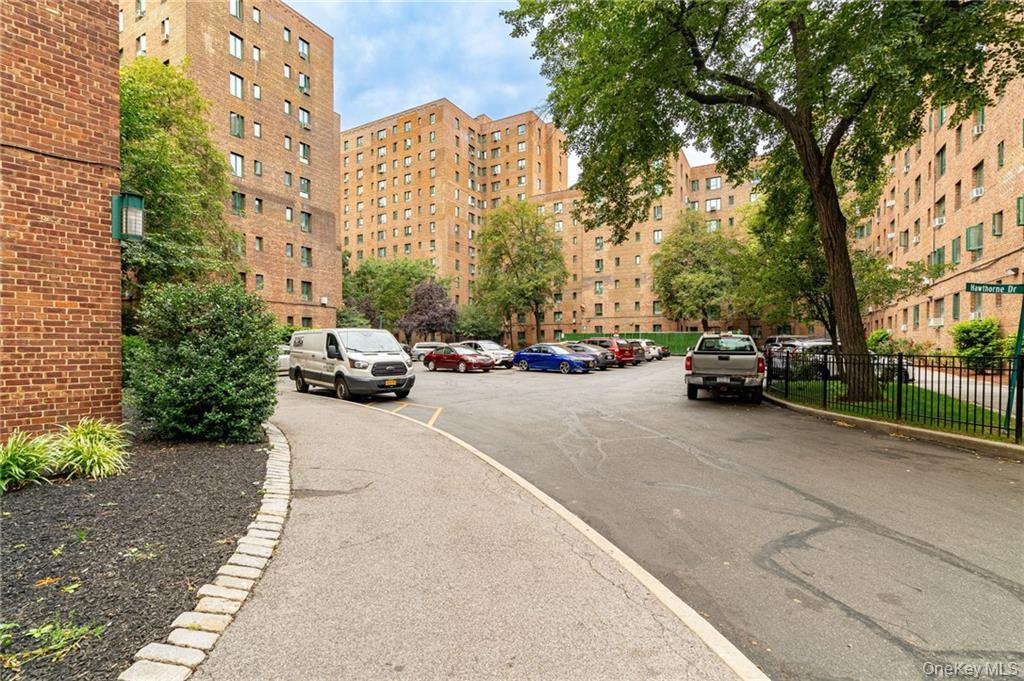 1501 Metropolitan Avenue # 6C, Bronx, NY 10462