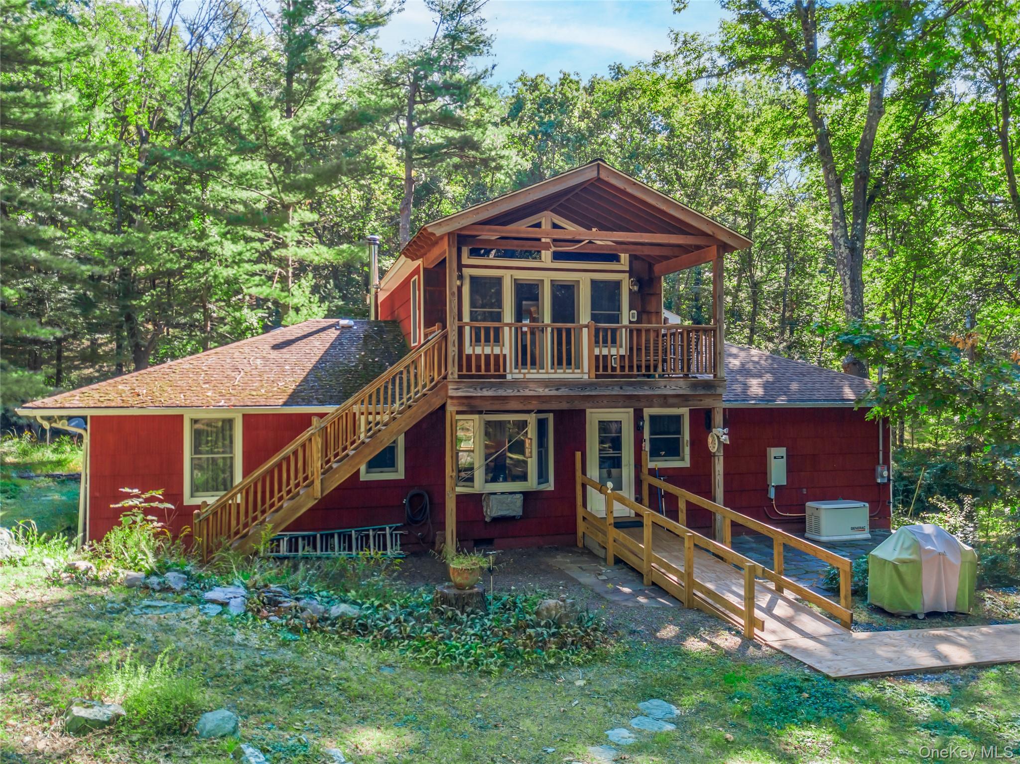 49 Lakeside Drive, Rhinebeck, NY 12572