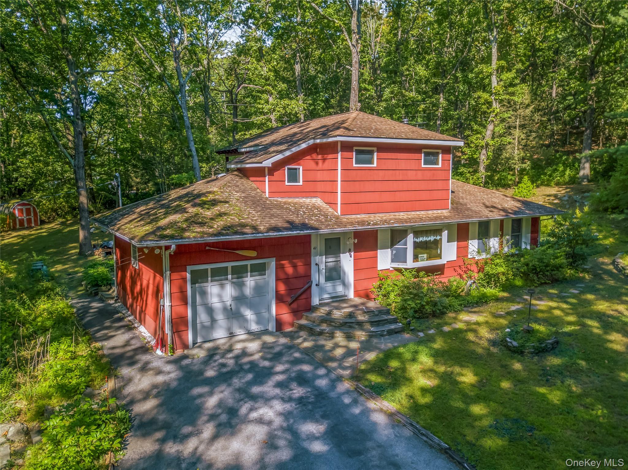 49 Lakeside Drive, Rhinebeck, NY 12572