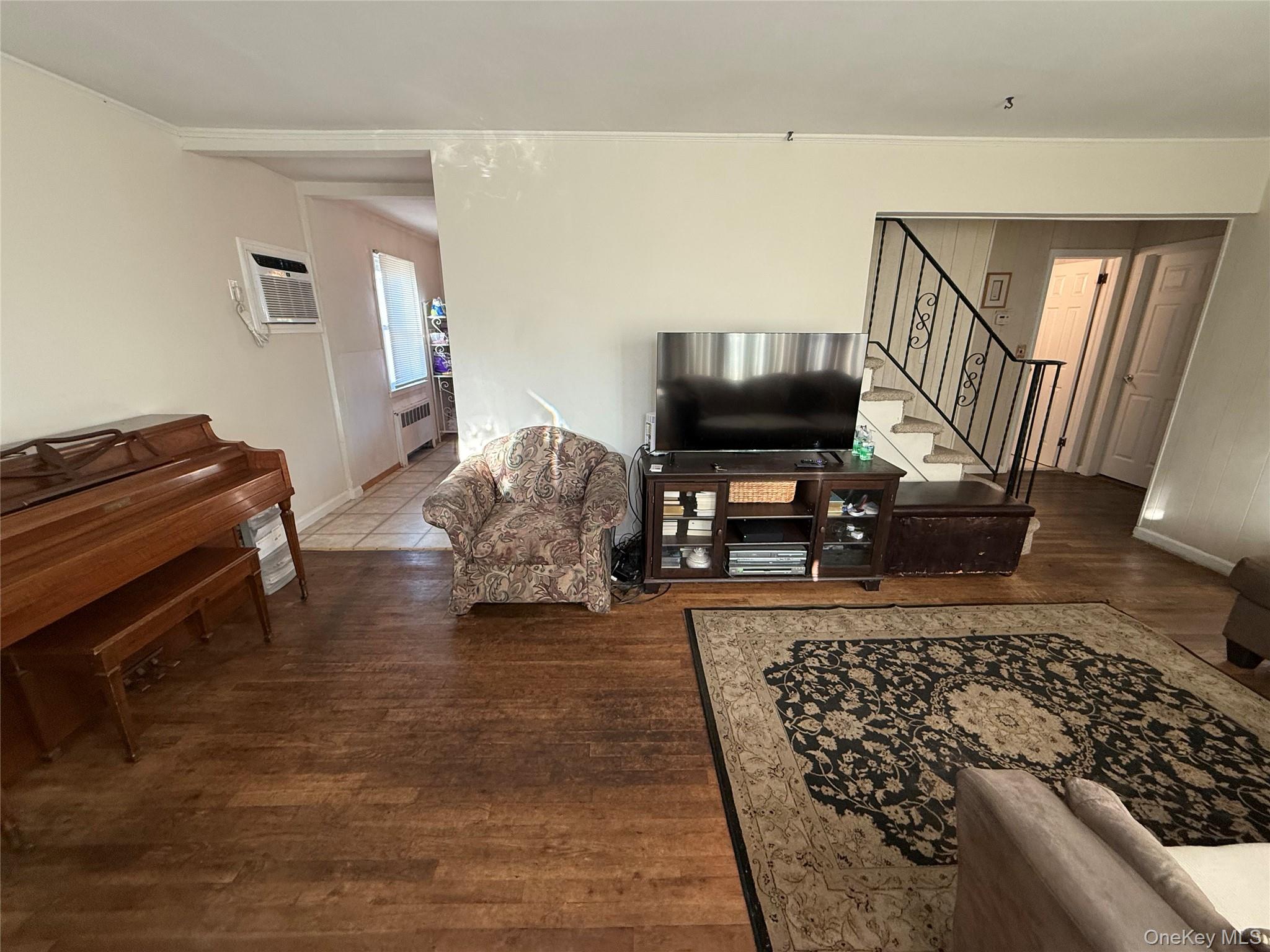 935 Winthrop Drive, East Meadow, NY 11554