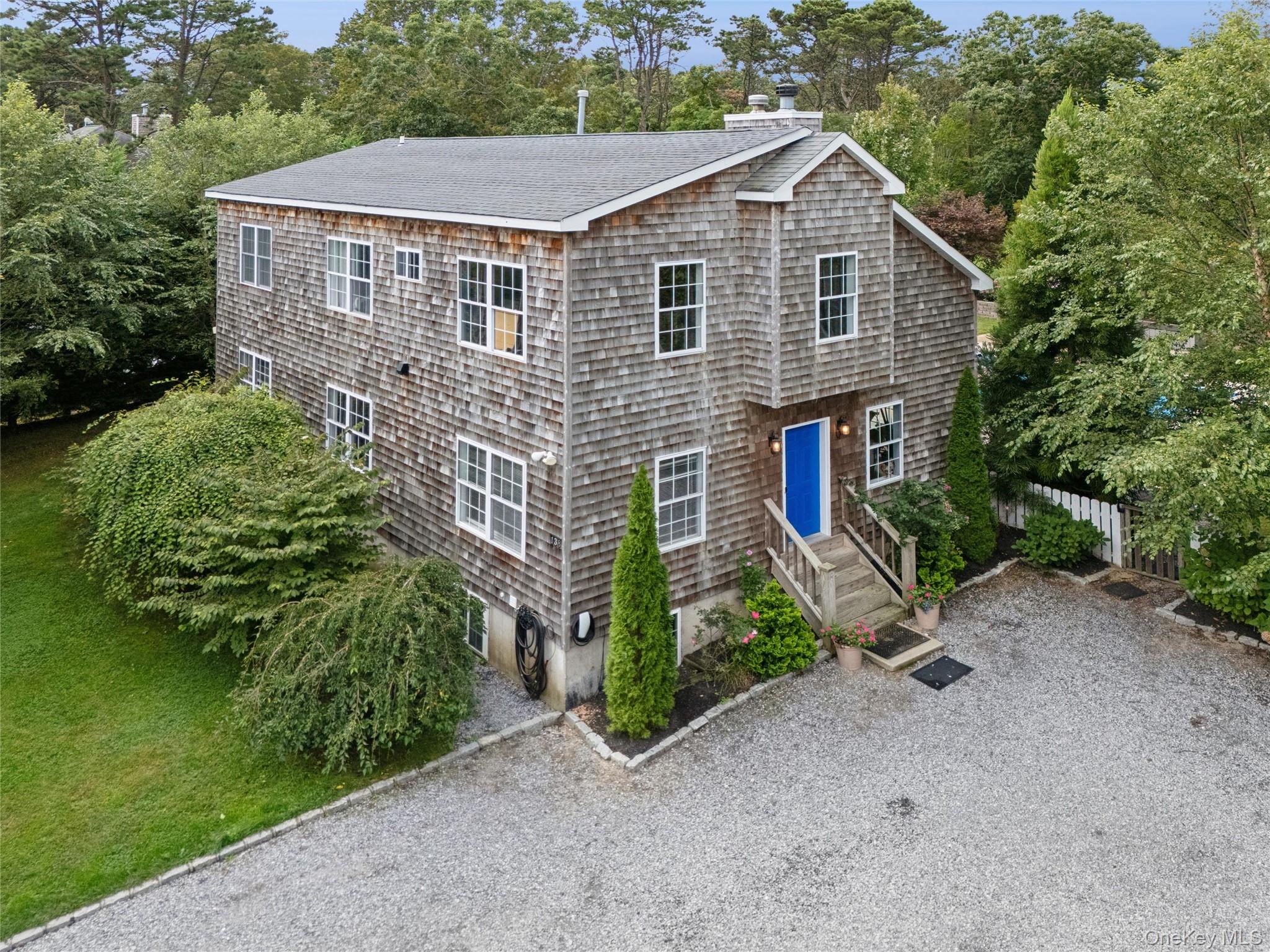 138 North Road, Hampton Bays, NY 11946