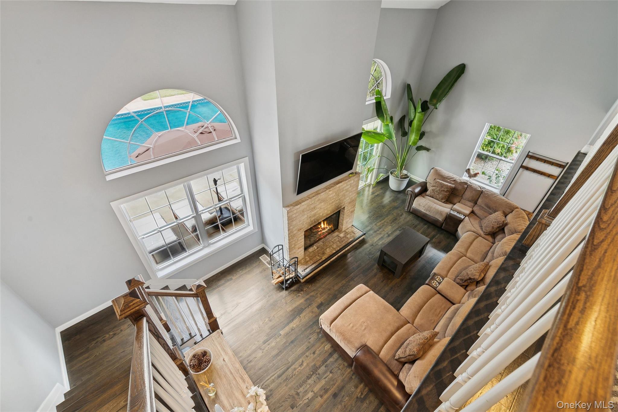 138 North Road, Hampton Bays, NY 11946