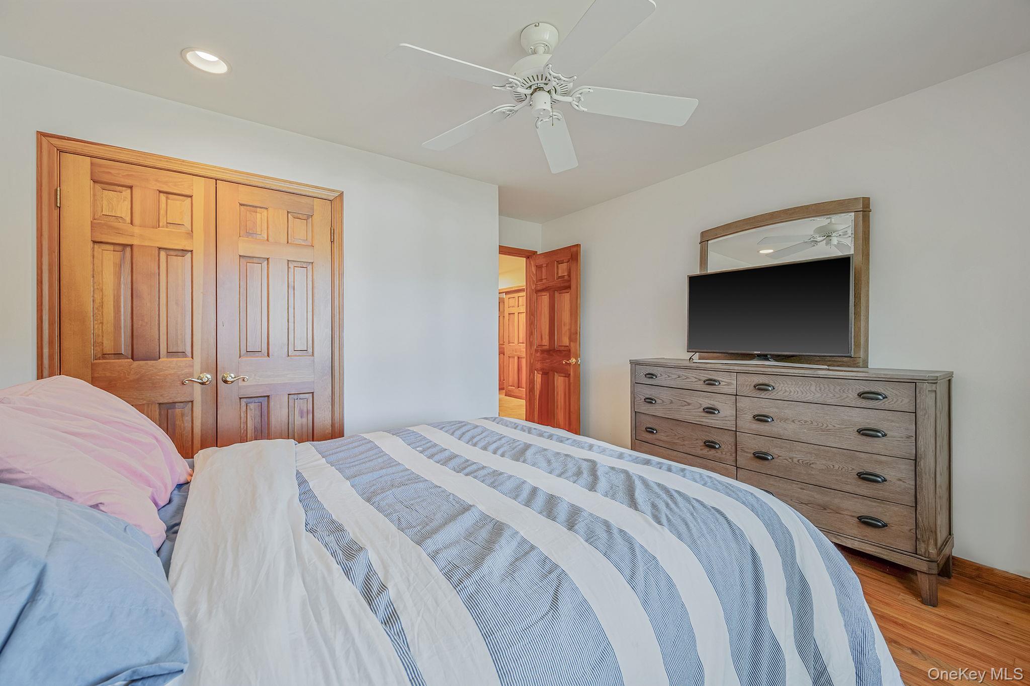 6 Bay Drive, Hampton Bays, NY 11946