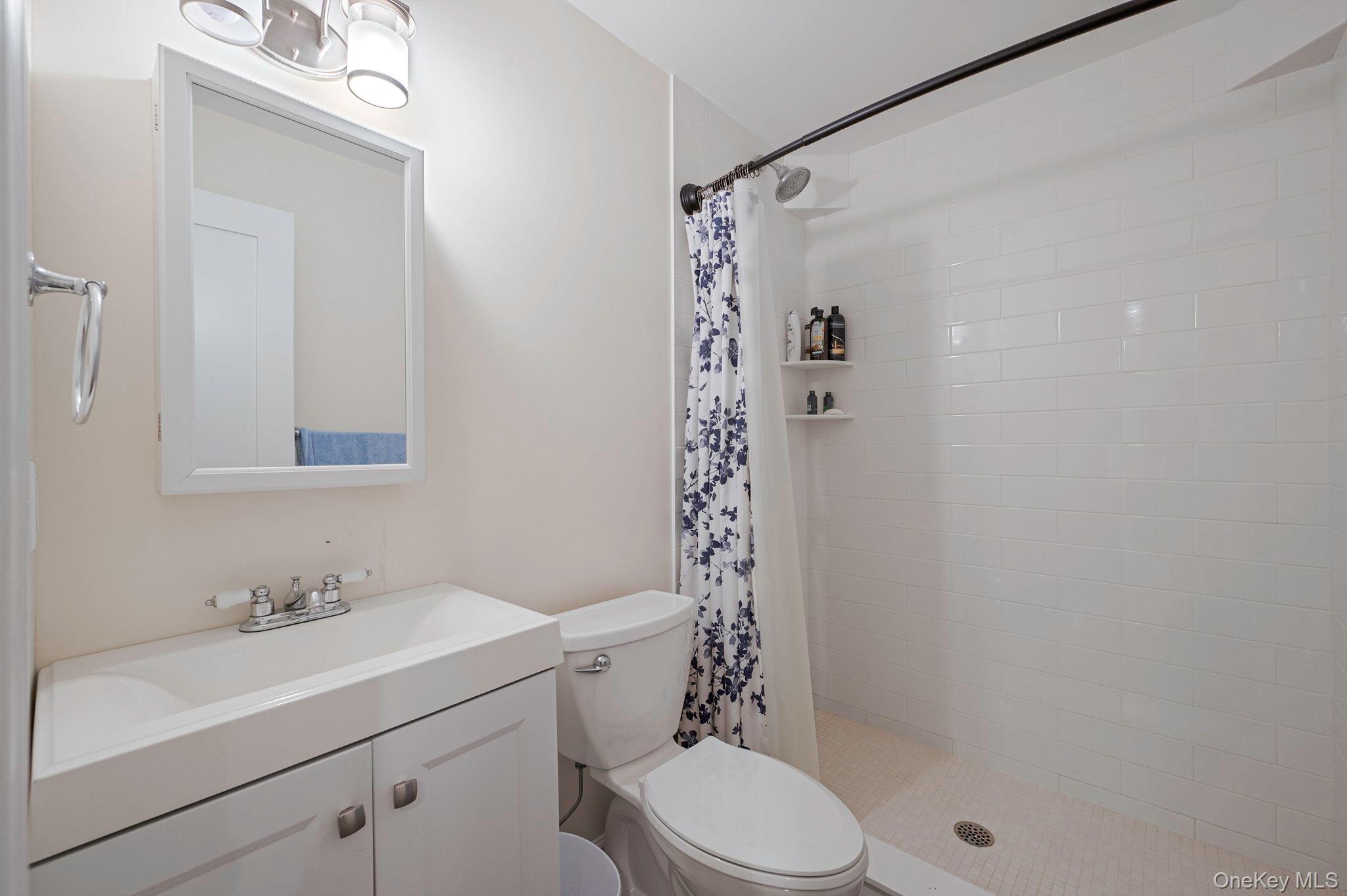 6 Bay Drive, Hampton Bays, NY 11946