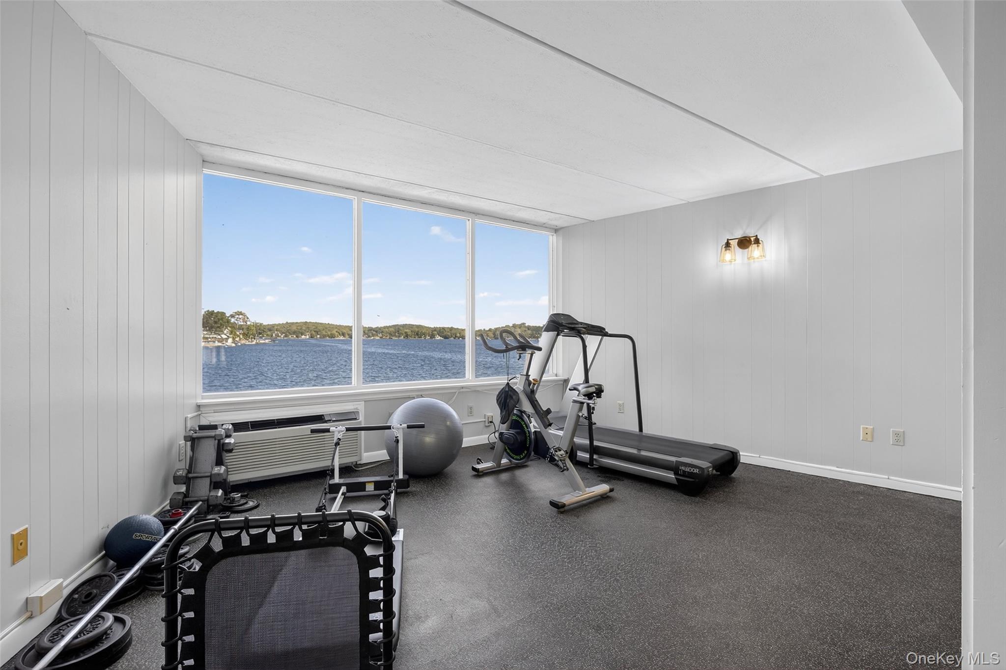 4 Marina Drive # N3, Mahopac, NY 10541