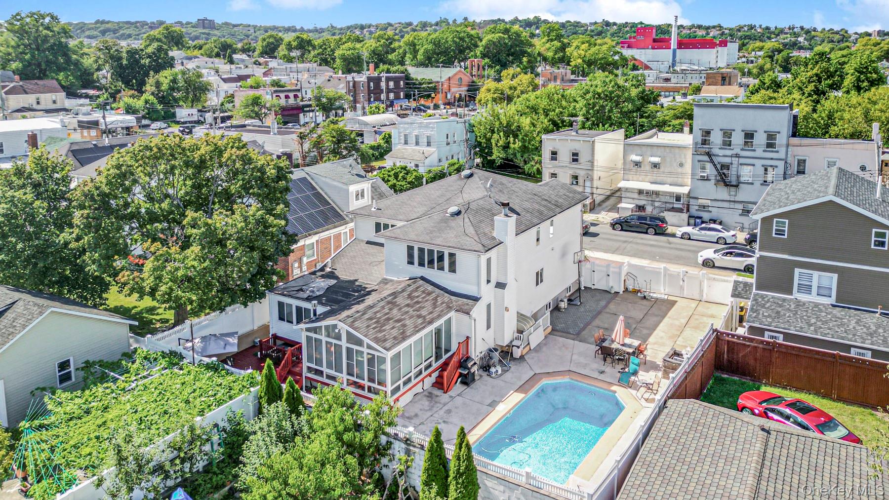 124 Virginia Avenue, Staten Island, NY 10305