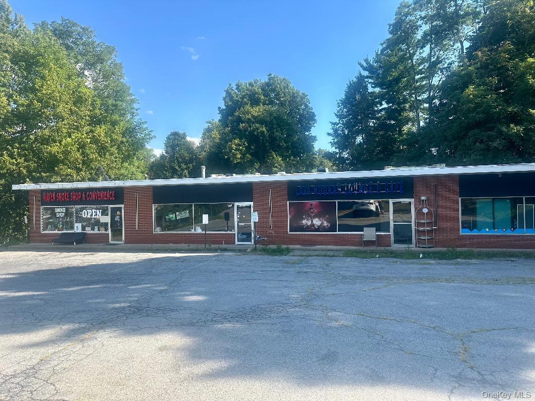 794 Dutchess Turnpike, Poughkeepsie, NY 12603