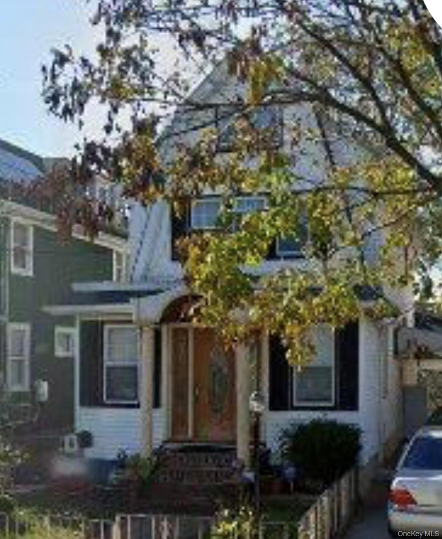 10916 215th Street, Queens Village, NY 11429