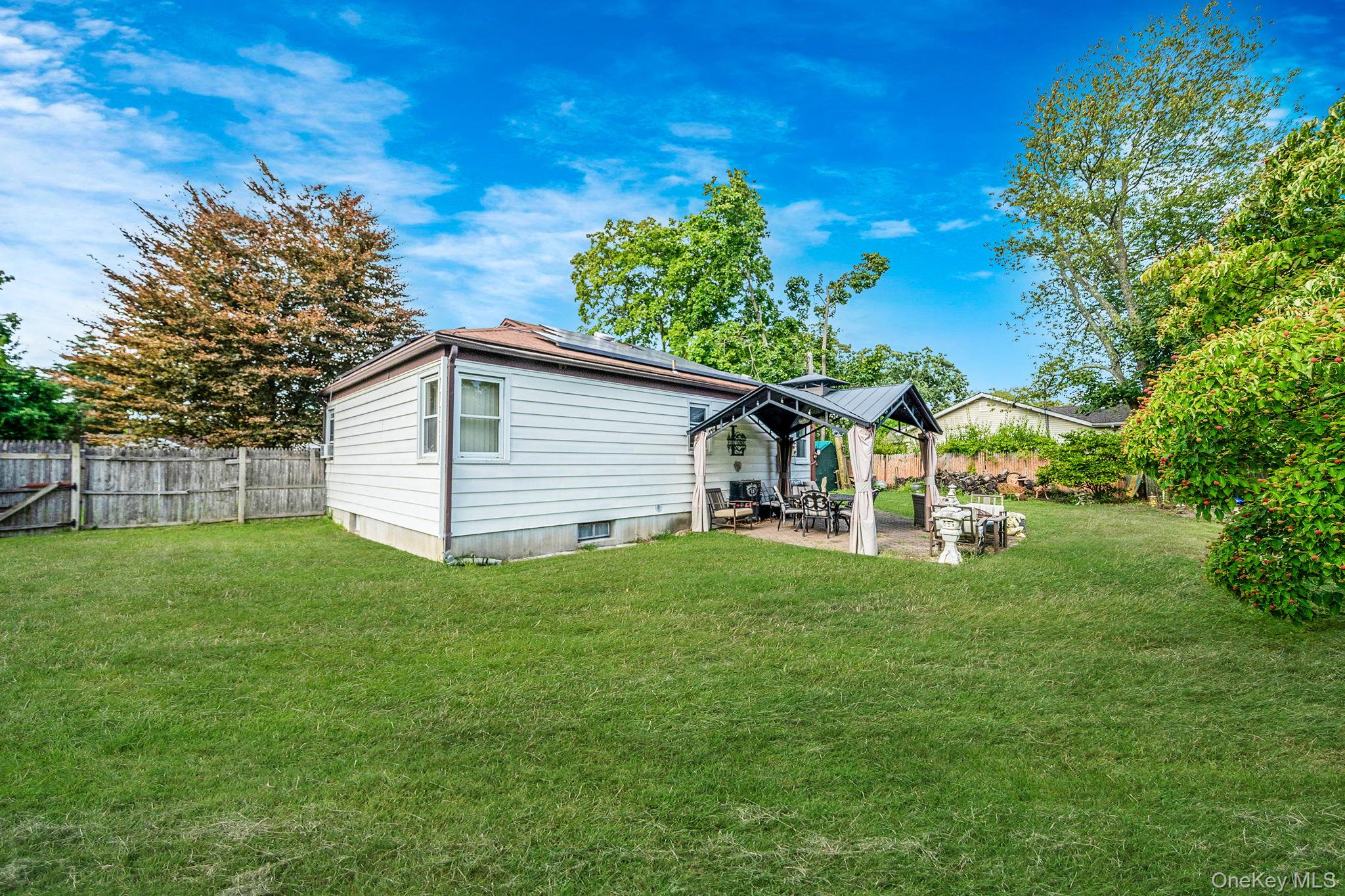 30 Oakdale Avenue, Central Islip, NY 11722