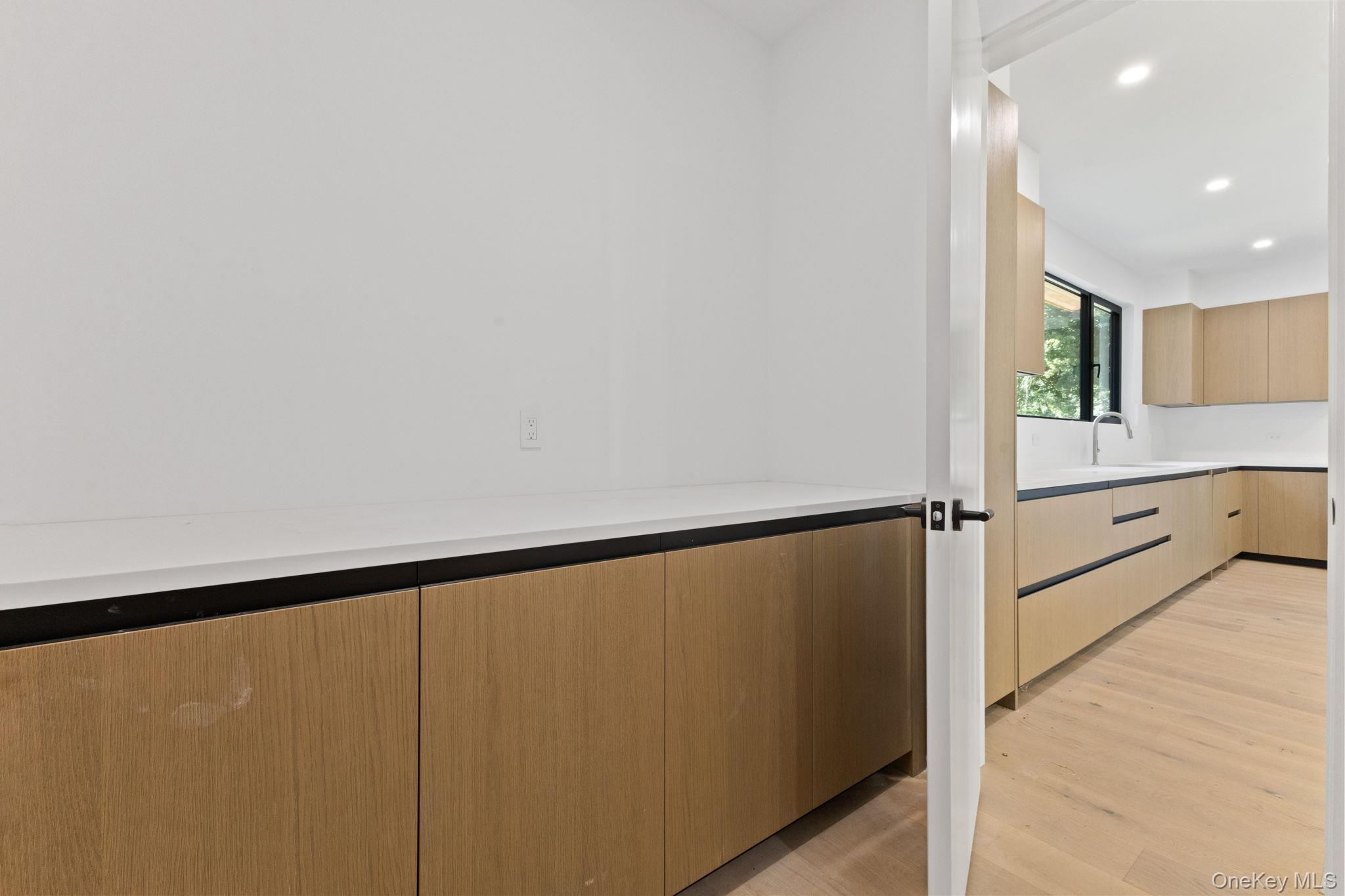 28 McLain Street, Bedford Corners, NY 10549