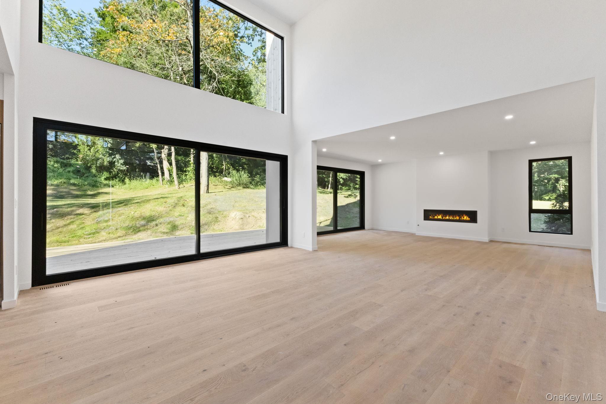 28 McLain Street, Bedford Corners, NY 10549