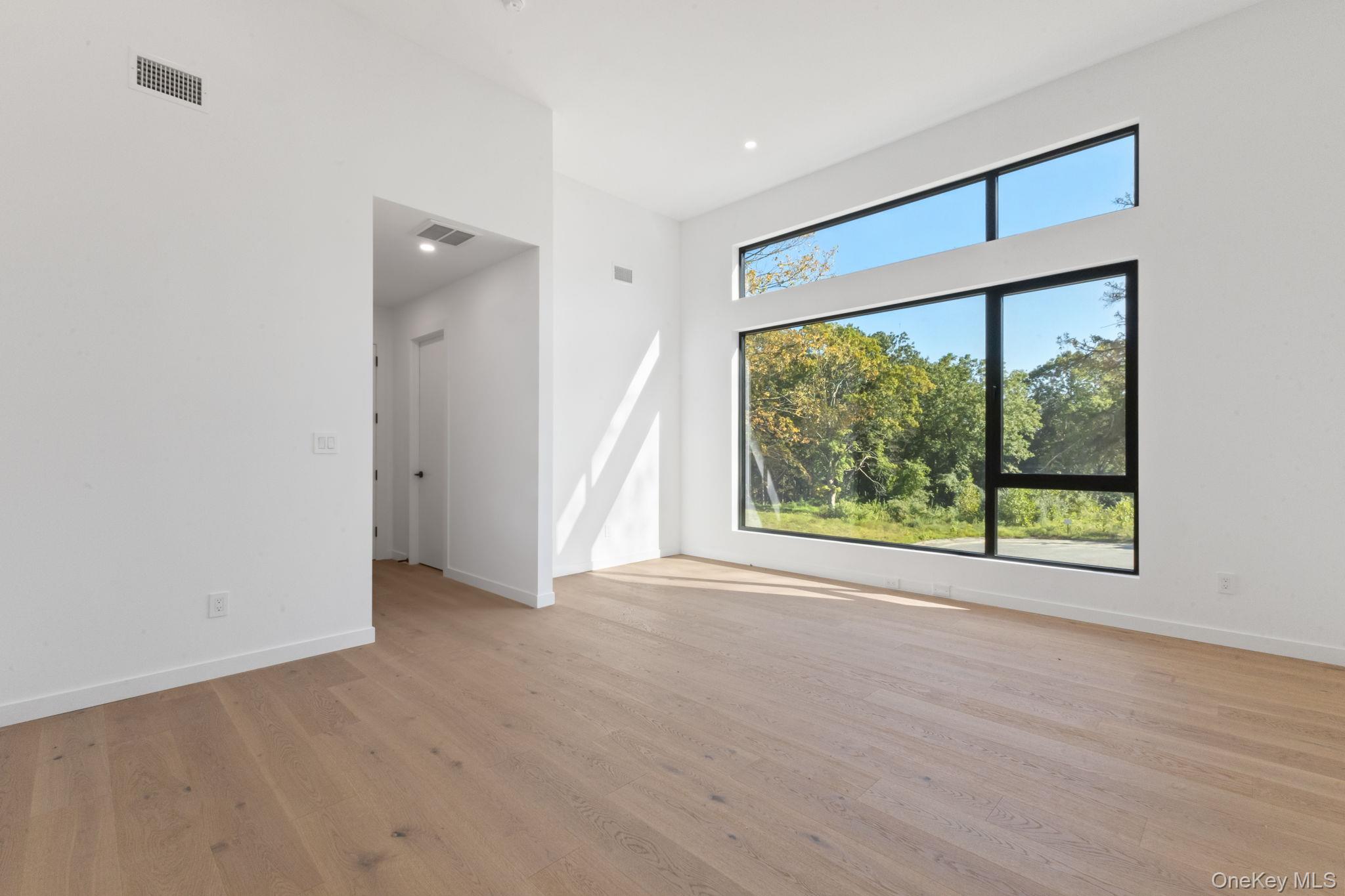 28 McLain Street, Bedford Corners, NY 10549