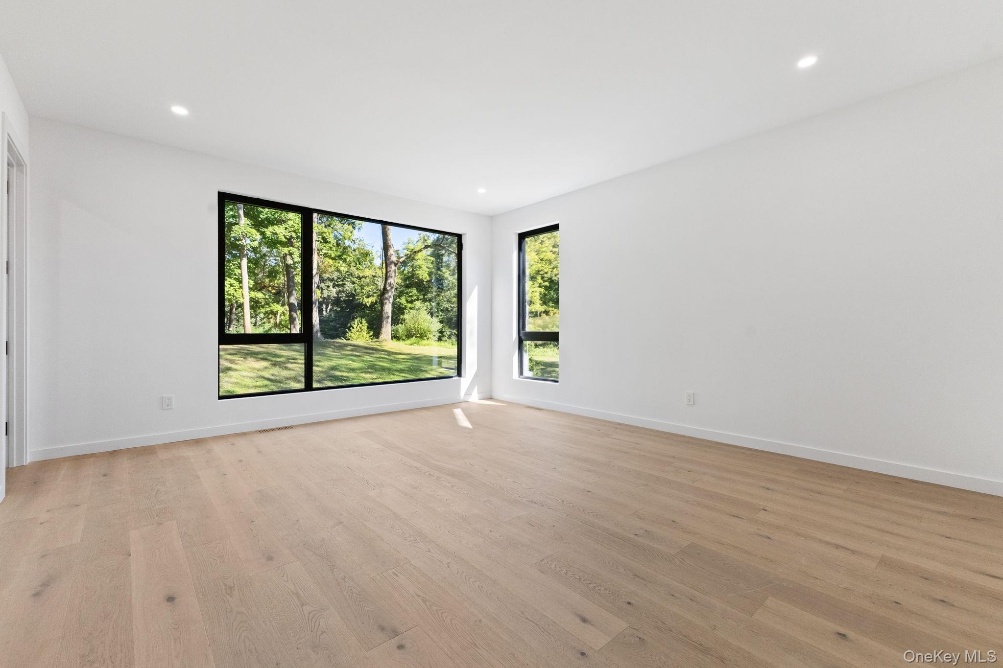 28 McLain Street, Bedford Corners, NY 10549