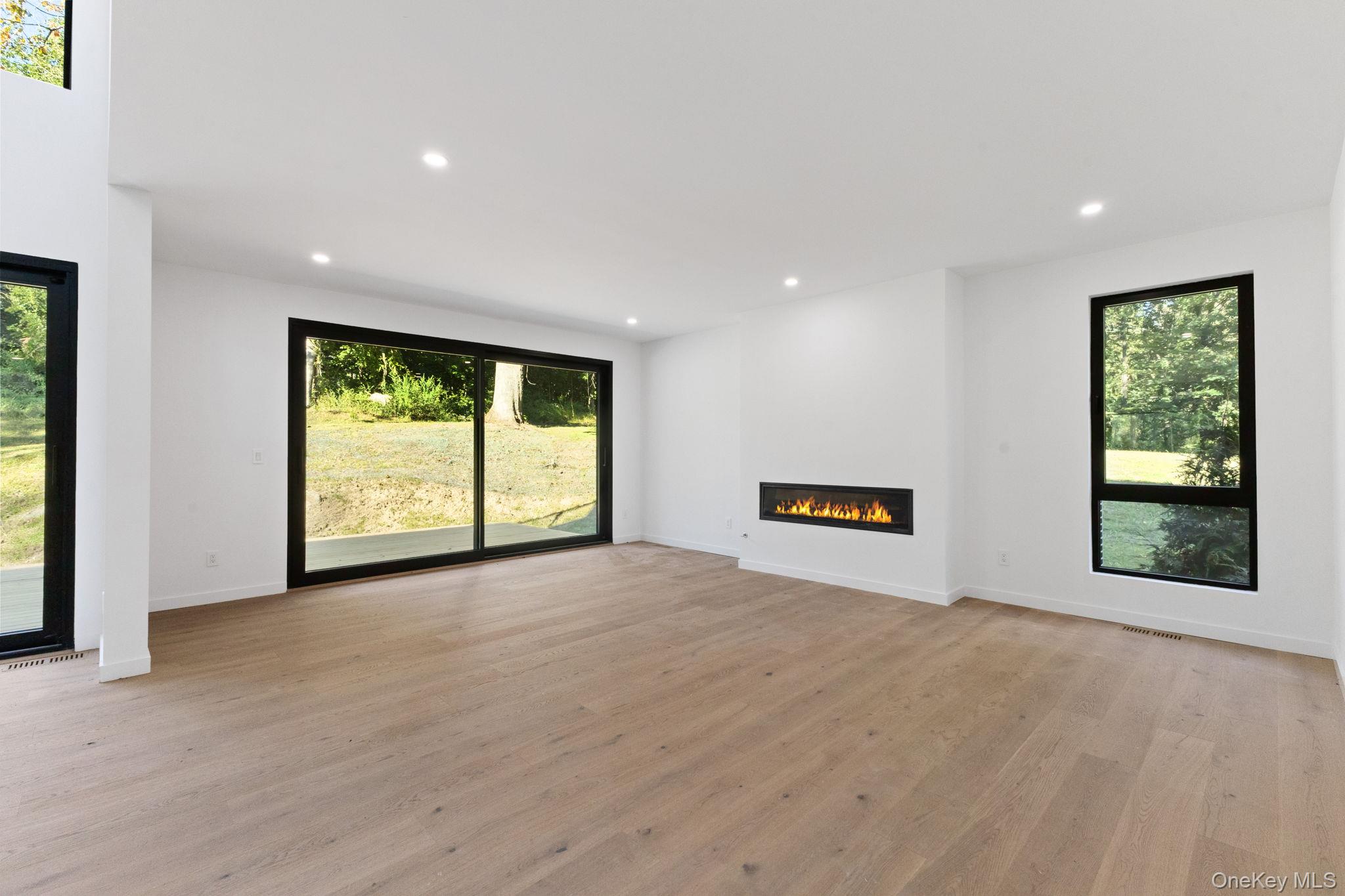 28 McLain Street, Bedford Corners, NY 10549