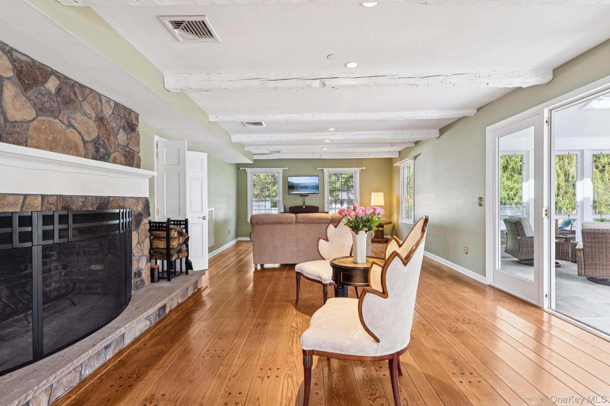 78 Oak Road, Bayport, NY 11705