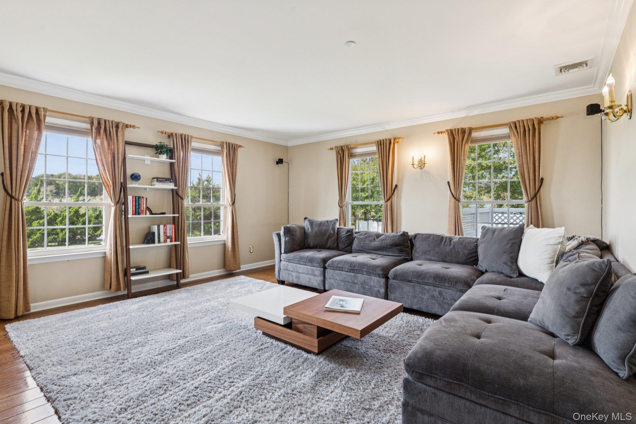 78 Oak Road, Bayport, NY 11705