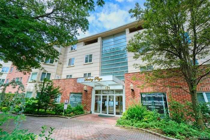 171 Great Neck Road # 2L, Great Neck, NY 11021