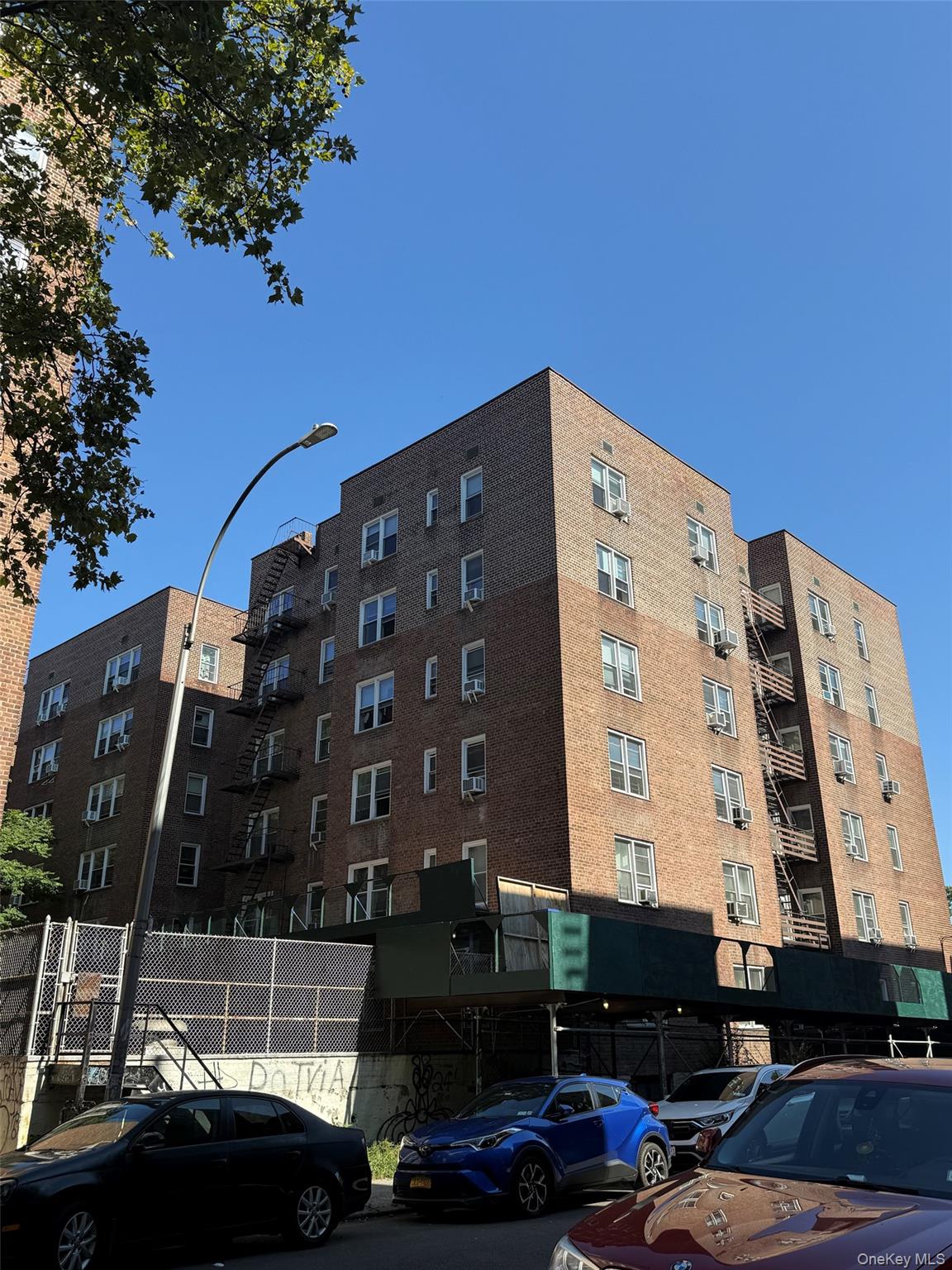 4240 Bowne Street # 5C, Flushing, NY 11355