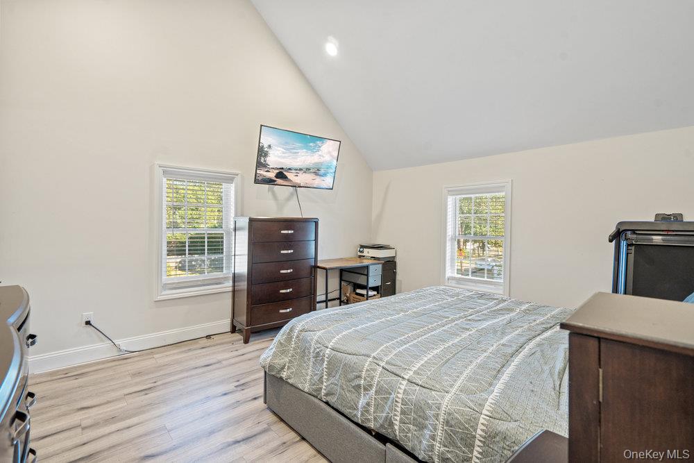 41 Eatondale Avenue, Blue Point, NY 11715