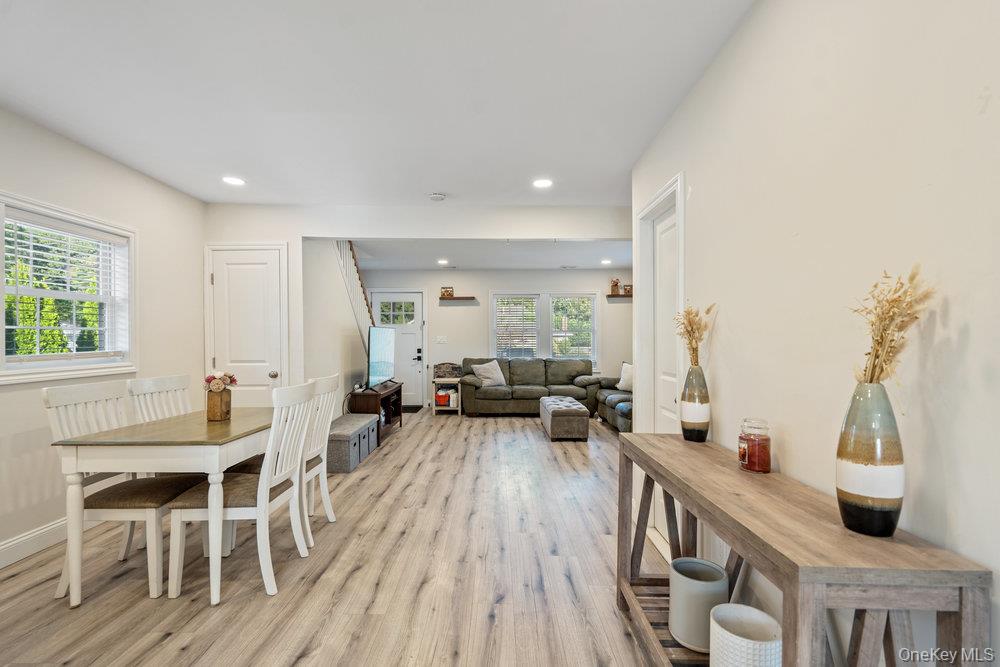 41 Eatondale Avenue, Blue Point, NY 11715