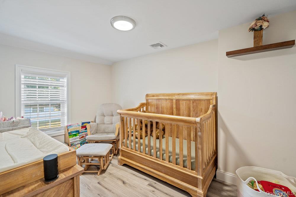 41 Eatondale Avenue, Blue Point, NY 11715