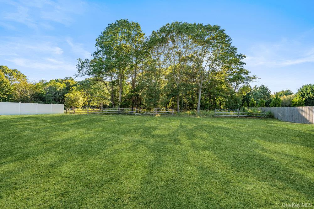 41 Eatondale Avenue, Blue Point, NY 11715