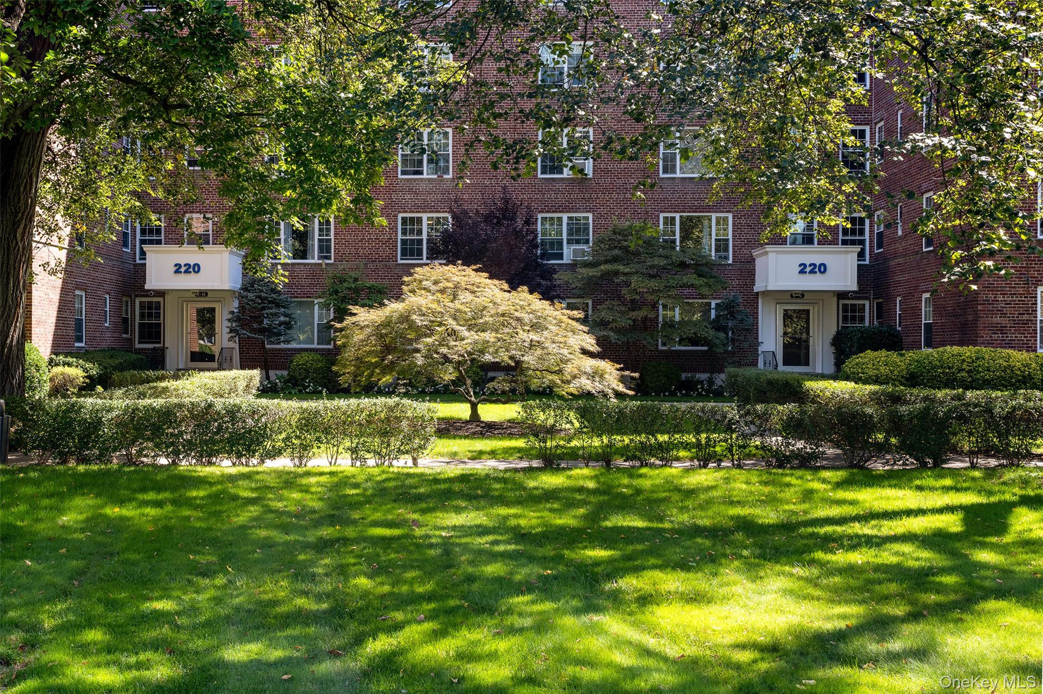 220 Pelham Road # 2L, New Rochelle, NY 10805