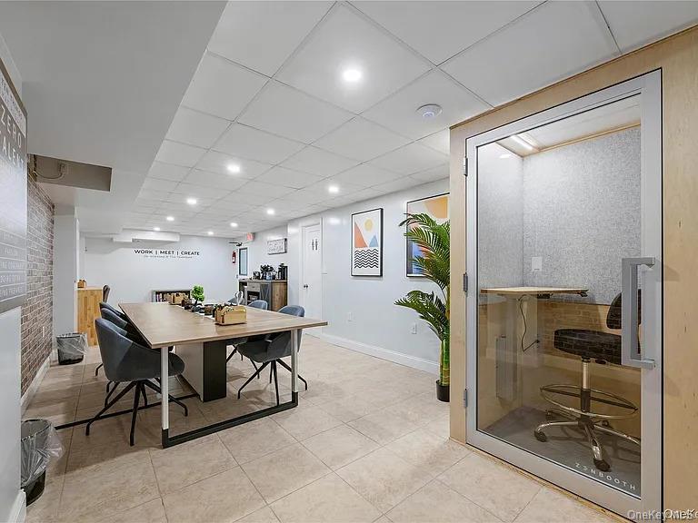 220 Pelham Road # 2L, New Rochelle, NY 10805