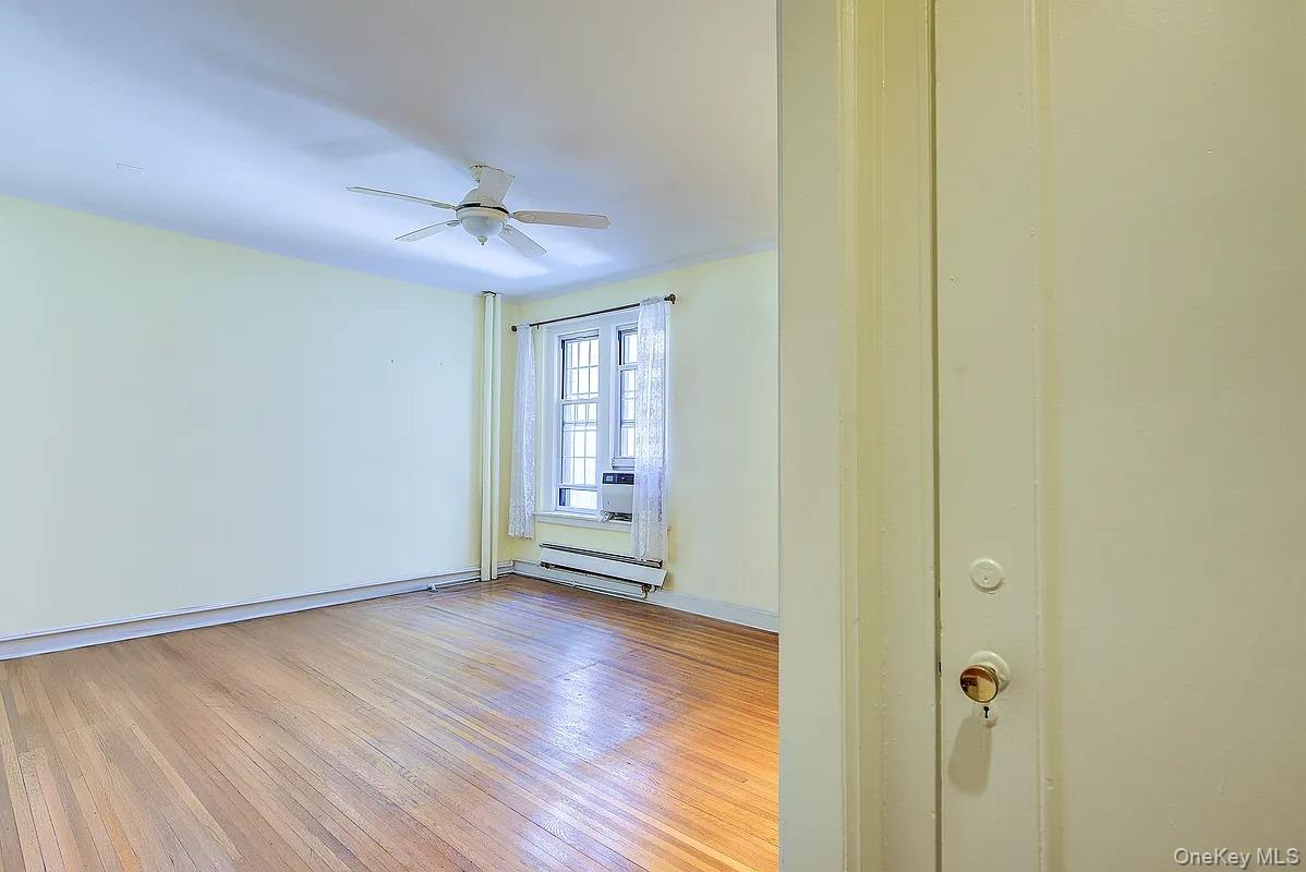 4 Dartmouth Street # 410, Forest Hills, NY 11375