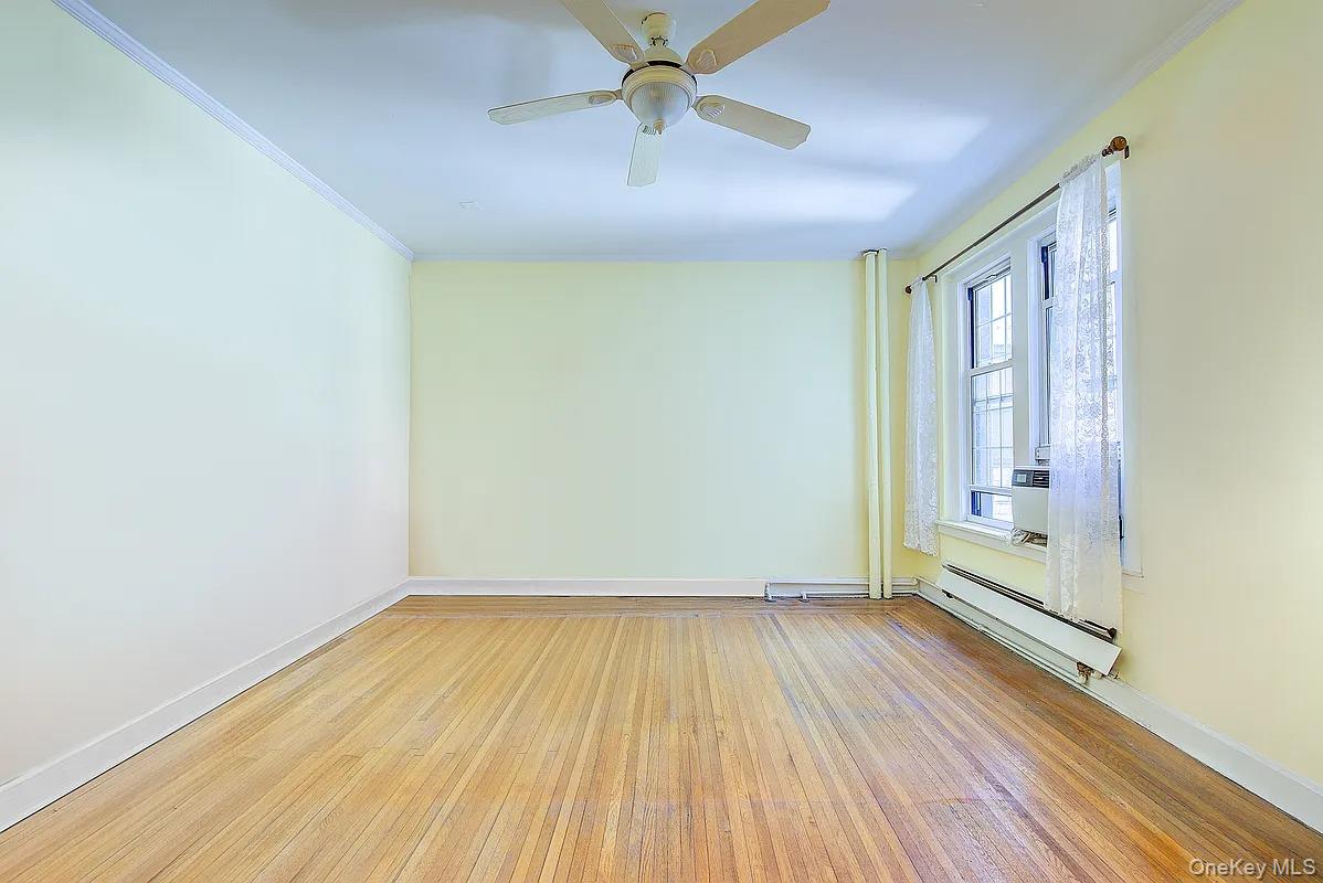 4 Dartmouth Street # 410, Forest Hills, NY 11375