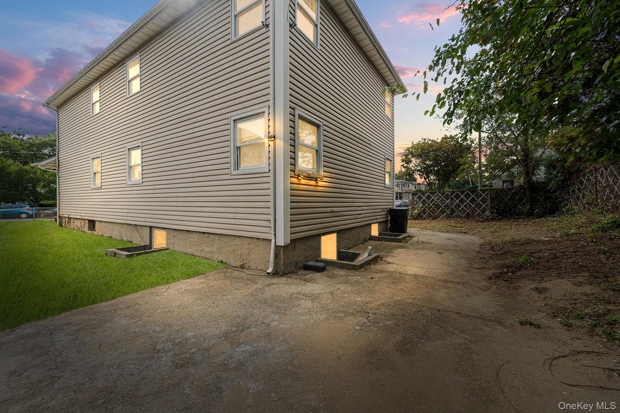 17204 Amelia Road, Jamaica, NY 11434