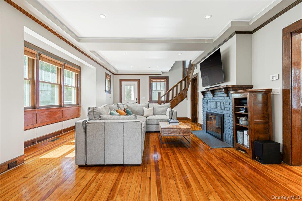 13 Harrison Street, Tuckahoe, NY 10707