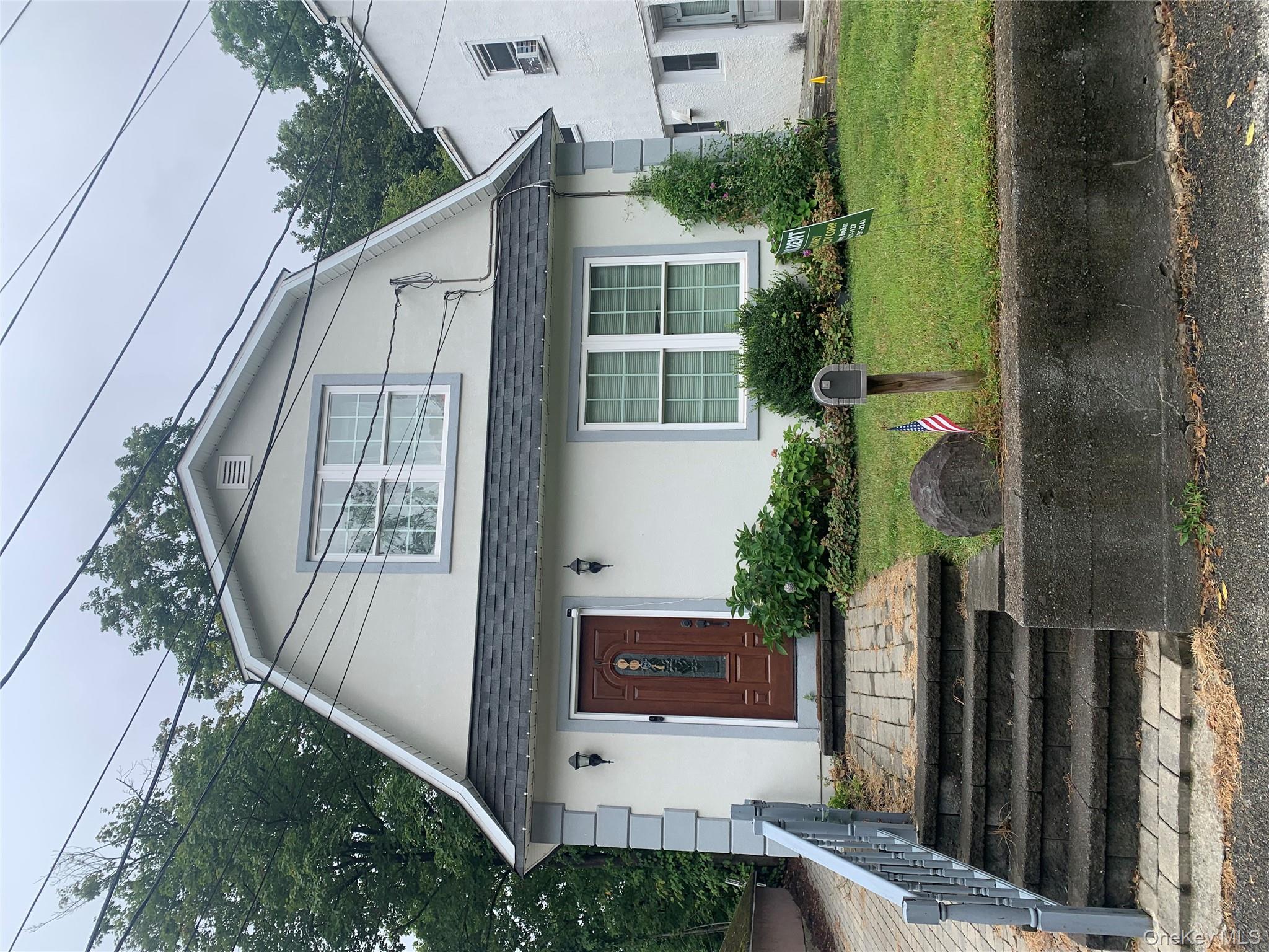 2 Cedar Lane, Suffern, NY 10901