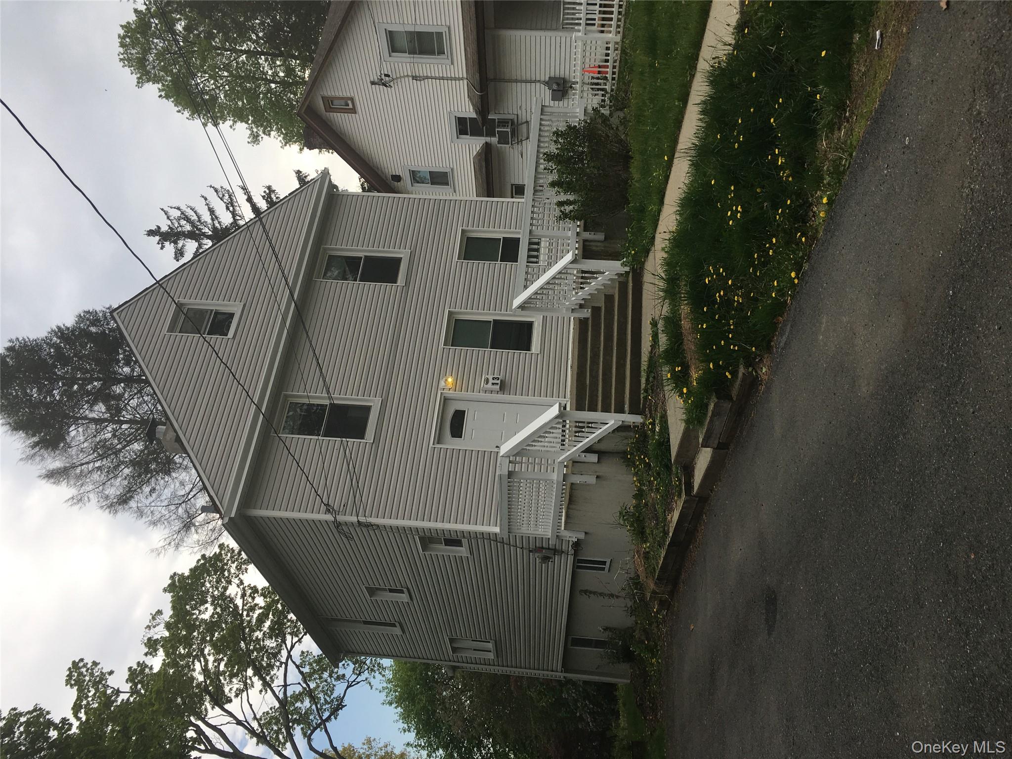 2 Cedar Lane, Suffern, NY 10901