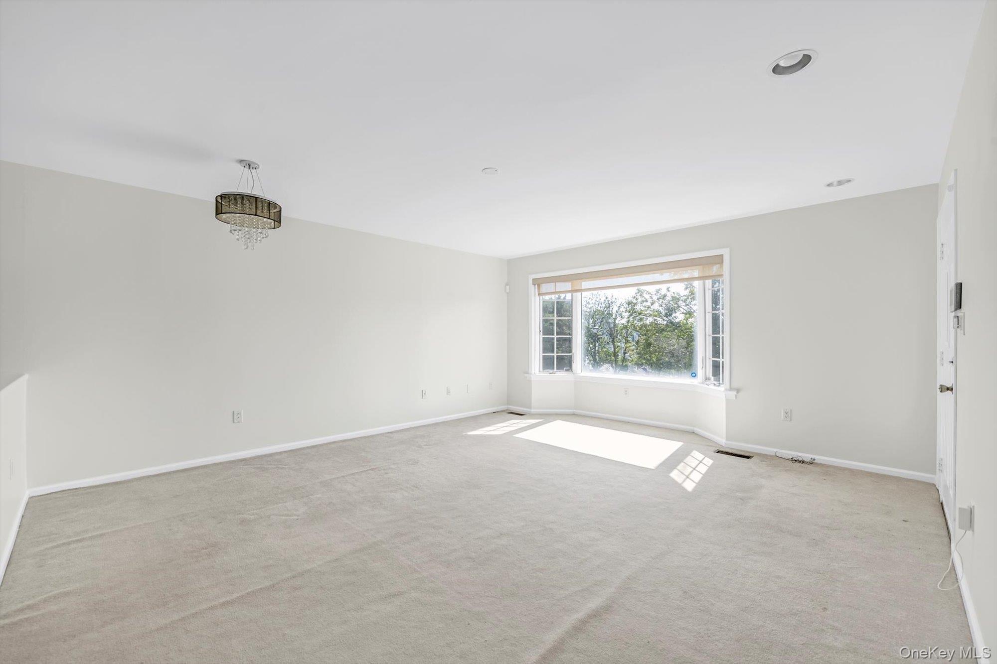 242-12A oak park Drive # 99A, Douglaston, NY 11362