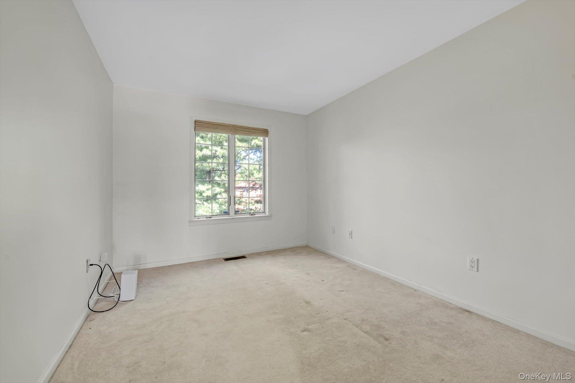 242-12A oak park Drive # 99A, Douglaston, NY 11362