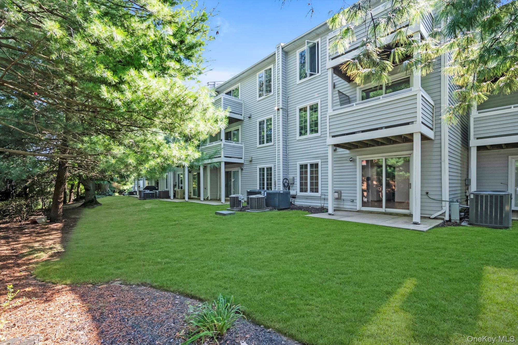 242-12A oak park Drive # 99A, Douglaston, NY 11362