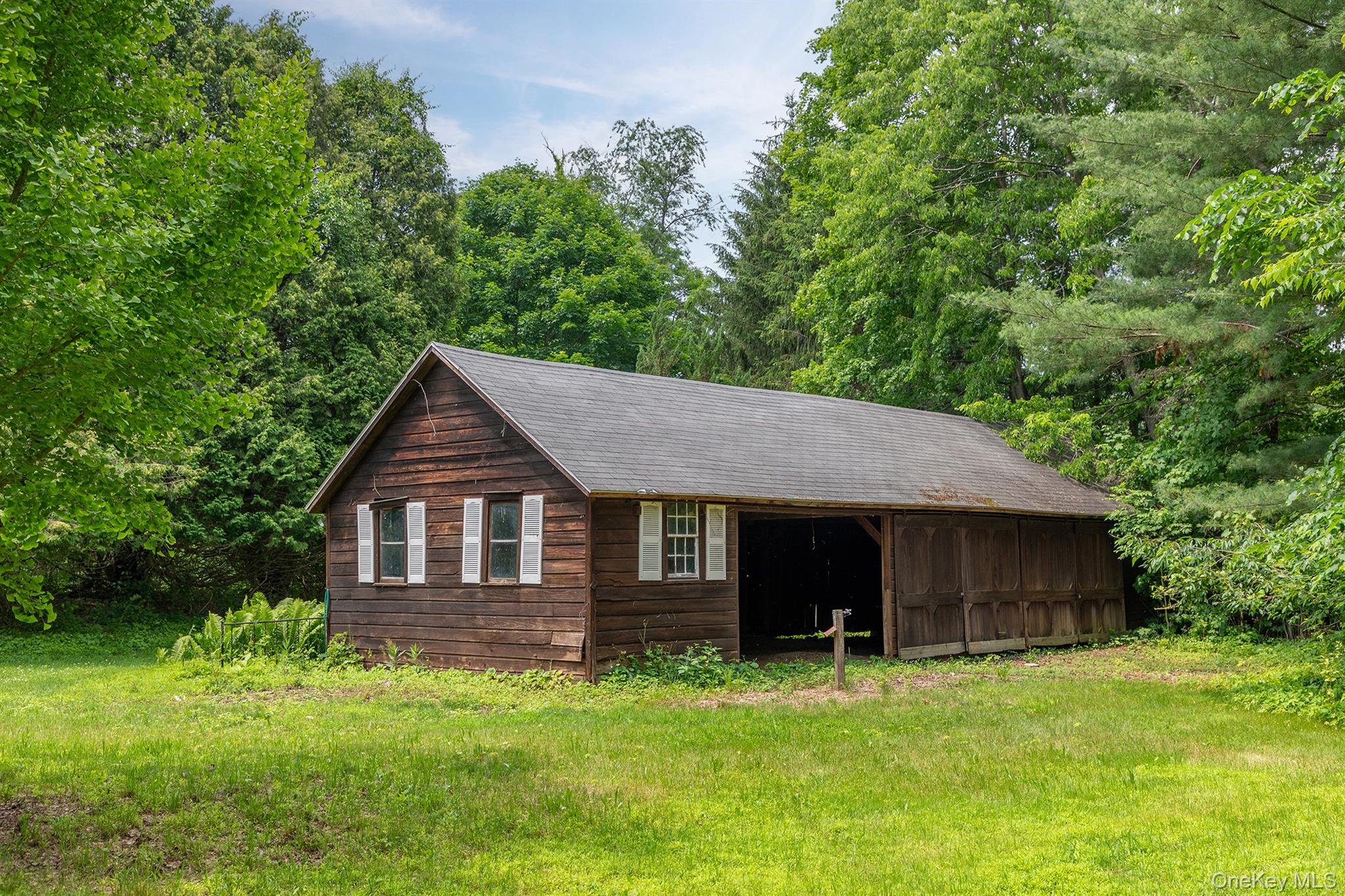 202 Buckwheat Bridge, Germantown, NY 12526