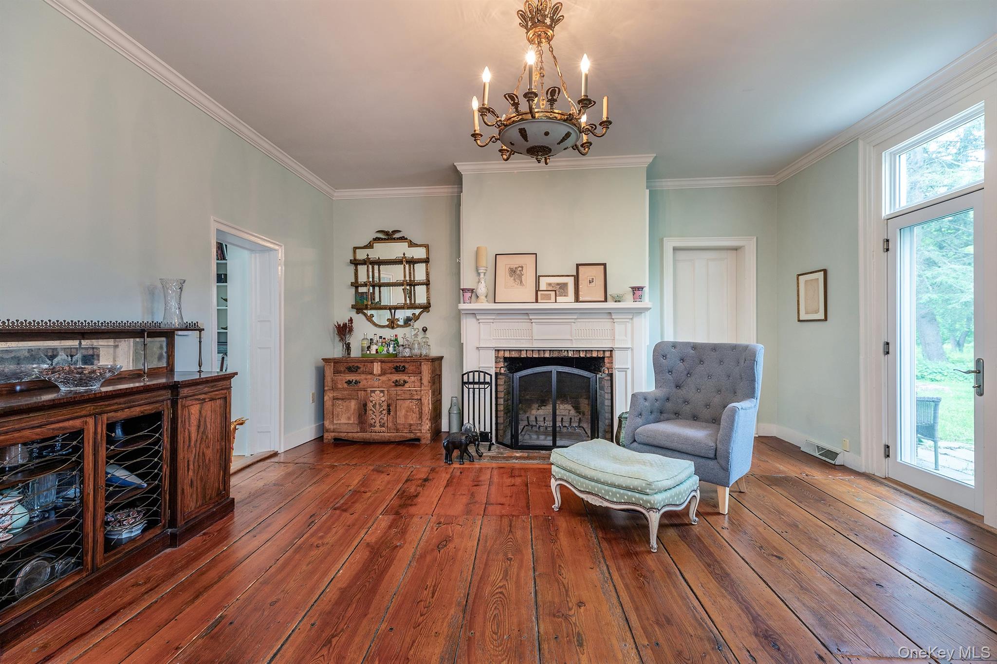 202 Buckwheat Bridge, Germantown, NY 12526